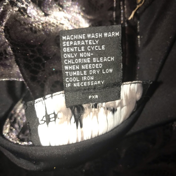 Vintage Plush Velour Floral Top - Picture 5 of 8